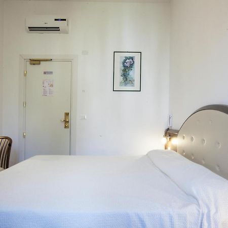 Hotel Amalfi Mediolan Zewnętrze zdjęcie