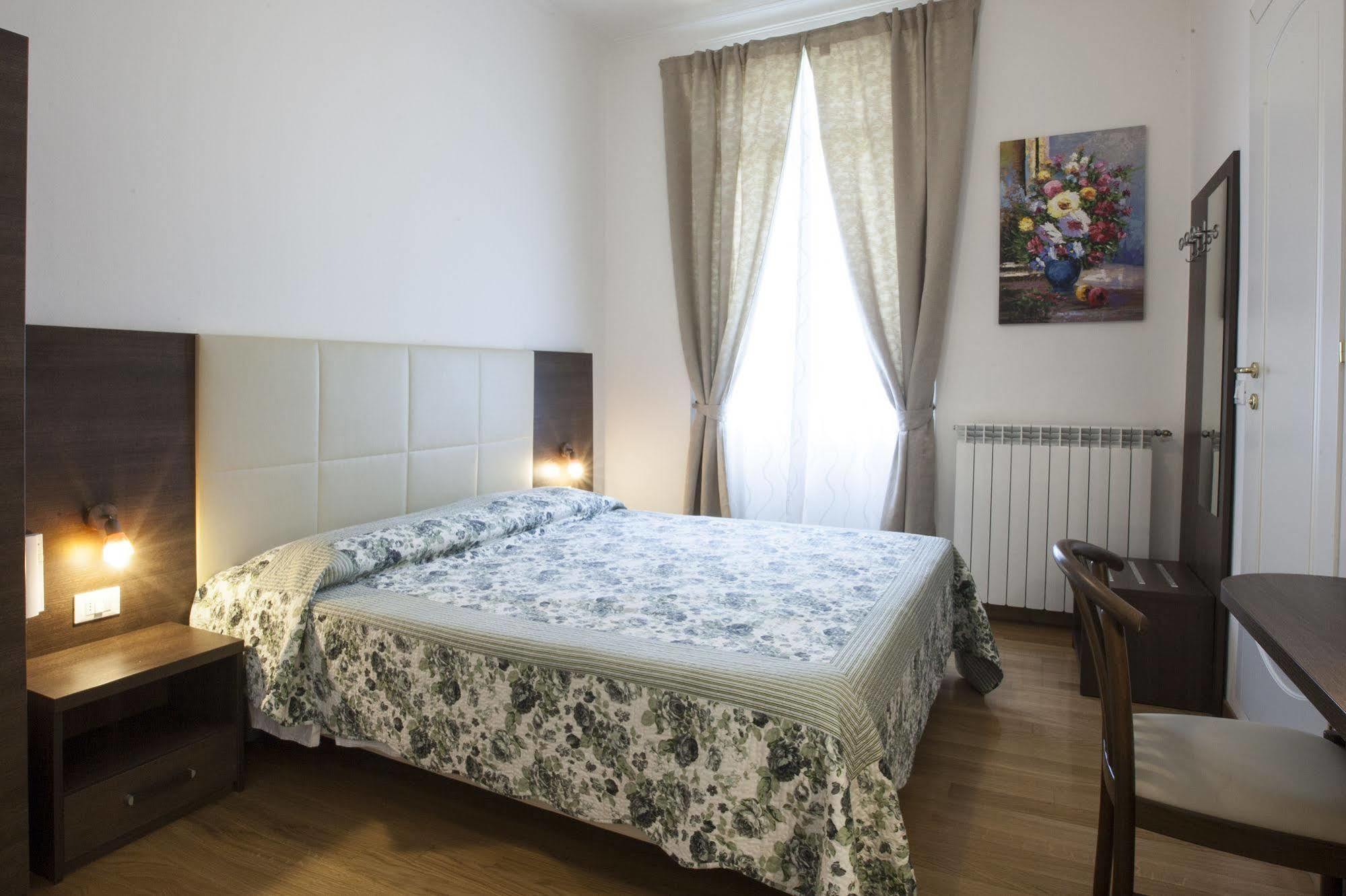 Hotel Amalfi Mediolan Zewnętrze zdjęcie